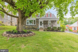 231 Hawthorne Rd, Morton, PA 19070