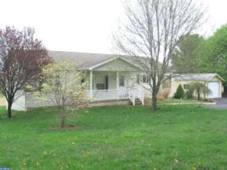 22 N 8th St, Ringtown, PA 17967