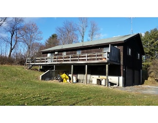 116 Prospect St, Lanesborough, MA 01237