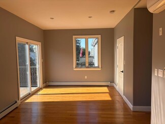 20-11 121st St Unit 2 FL, College Point, NY 11356