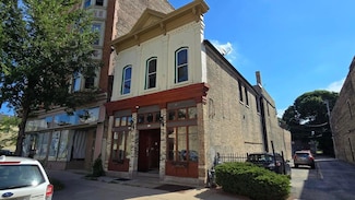 906 S 5th St, Milwaukee, WI 53204