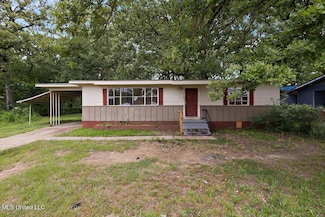 2862 Oak Forest Dr, Jackson, MS 39212