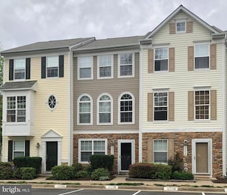 12240 Maidstone Ct, Woodbridge, VA 22192