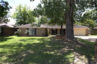 104 Terra Ave, Alexandria, LA 71303