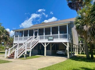 1807 Myrtle St, Edisto Island, SC 29438