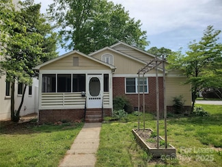 2302 Chesterfield Ave, Charlotte, NC 28205