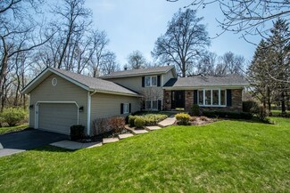 15 Roosevelt St, Saint Charles, IL 60174