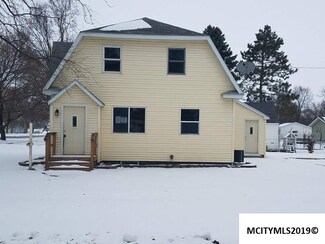 800 4th Ave N, Northwood, IA 50459