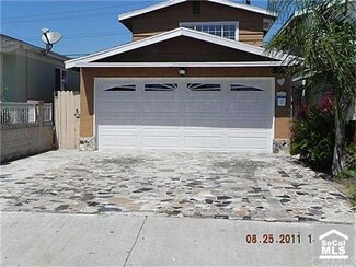 12227 211th St, Lakewood, CA 90715