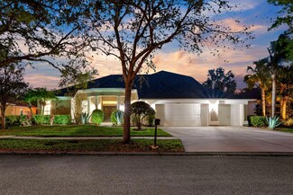 5703 Tanagerside Rd, Lithia, FL 33547