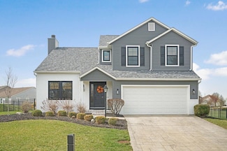 681 Preston Trails Dr, Pickerington, OH 43147