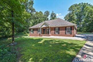 280 Spratlin Ponds Dr, Hull, GA 30646