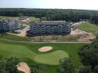 1 Longview Dr Unit 104, Atkinson, NH 03811