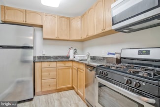 10596 Twin Rivers Rd Unit F2, Columbia, MD 21044