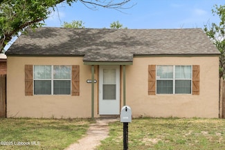 1108 Avenue K, Levelland, TX 79336