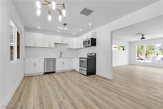 2105 Berkley Ave, Las Vegas, NV 89101