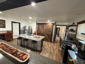 202 Clark St, Yoakum, TX 77995