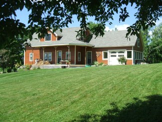 626 Slattery Rd, East Fairfield, VT 05448
