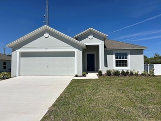 223 Bruce Ave, Frostproof, FL 33843