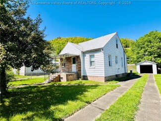 313 William St, Cedar Grove, WV 25039