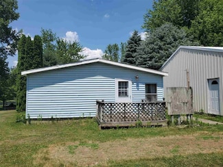 180 Ln 101 Long Beach Lake, Fremont, IN 46737
