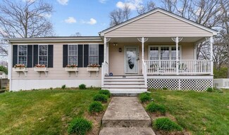 290 Wilmarth St, Attleboro, MA 02703