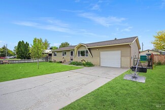 617 S Linden St, Rupert, ID 83350