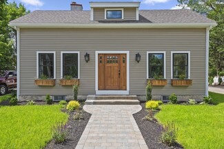 84 Maple St Unit 1, Wenham, MA 01984