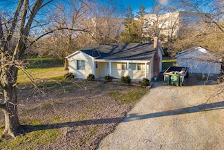 1392 W 52nd Place, La Grange Highlands, IL 60525