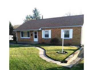 438 Home Dr, Trafford, PA 15085