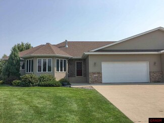 105 Priscilla Ct, Mankato, MN 56001