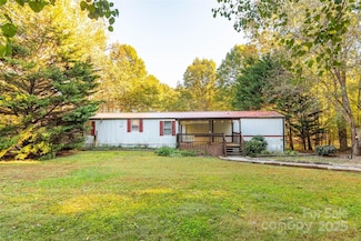 190 Carrs Ct, Mooresboro, NC 28114