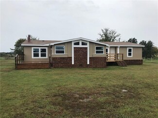 333053 E 1060, McLoud, OK 74851