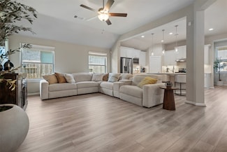 4607 Primrose Valley Ln, Fulshear, TX 77441