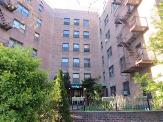 139-05 85th Dr Unit 4G, Jamaica, NY 11435