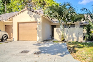 427 Cottonwood Place, Boca Raton, FL 33431