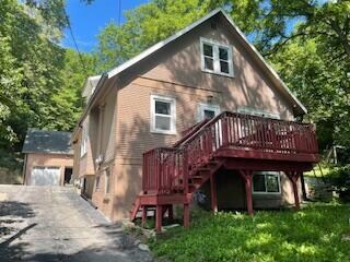 1036 1/2 E Washington Ave, Council Bluffs, IA 51503