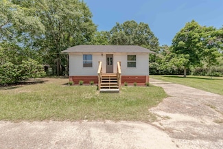 203 Paul St, Opp, AL 36467