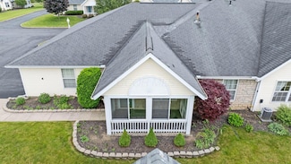 711 Villa Dr, Ontario, OH 44906