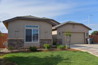 2876 Calaveras Ct, Redding, CA 96002