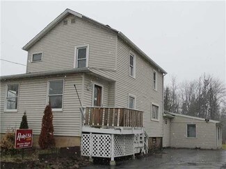 8731 Main St, Barker, NY 14012