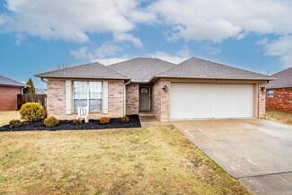 3 Onyx Dr, Greenbrier, AR 72058
