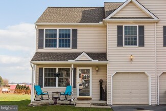 1 Creekside Dr, Wrightsville, PA 17368