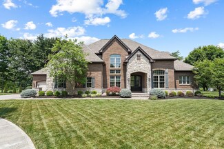 5883 Piper Glen Dr, Maineville, OH 45039