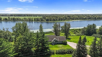51800 500th St, Menahga, MN 56464