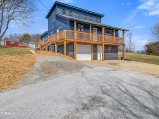 99 Live Oak Ln, Greeneville, TN 37743