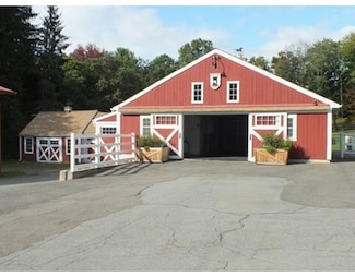 83 Hillside Rd, South Deerfield, MA 01373