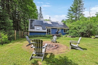 147 Clark Rd, Moretown, VT 05660