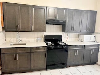 227 Beacon Ave Unit 2, Jersey City, NJ 07306