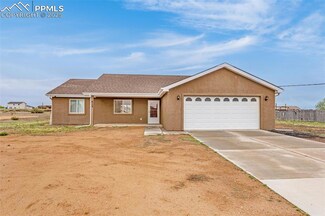623 E Paradise Dr, Pueblo West, CO 81007